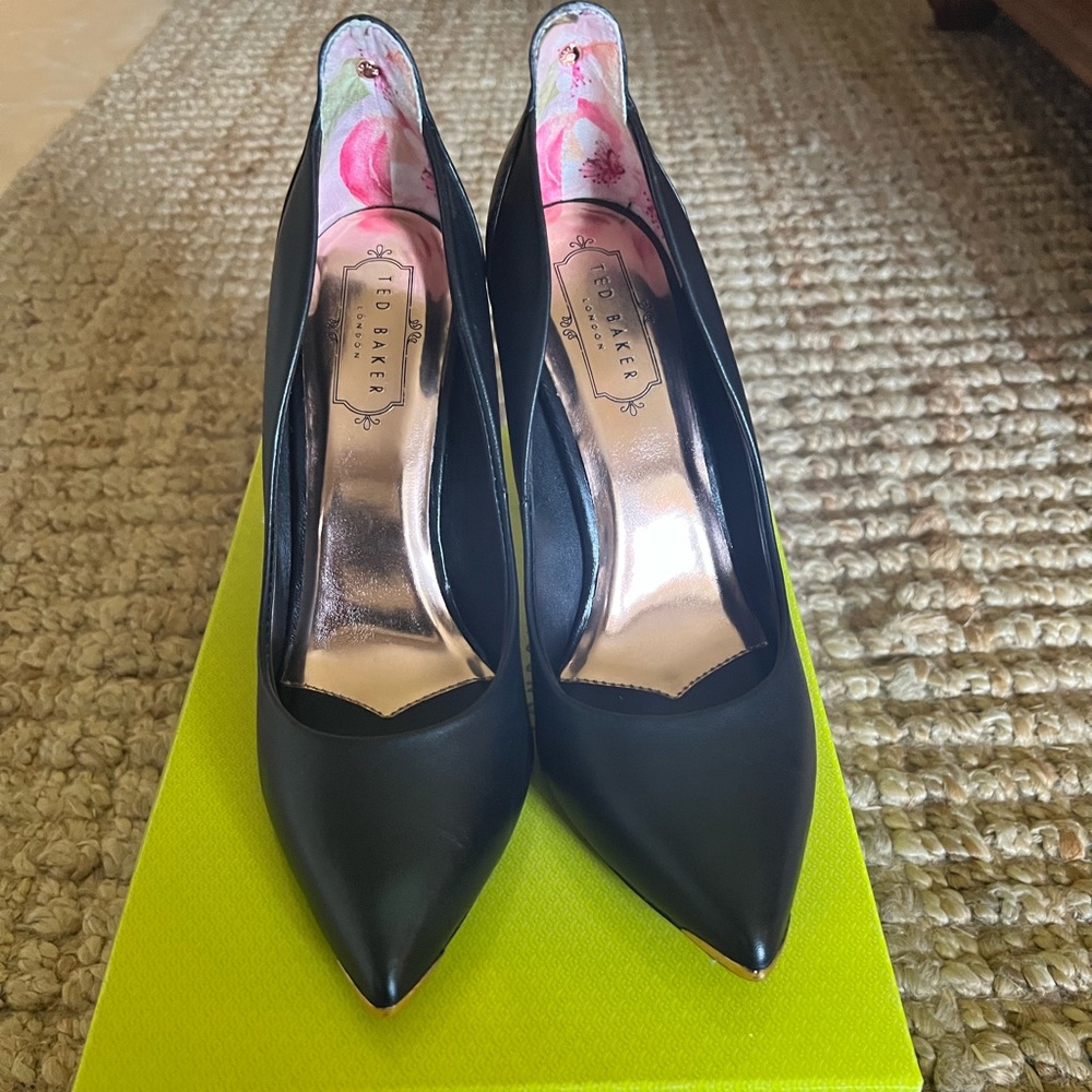 Ted Baker Pumps-Brand New